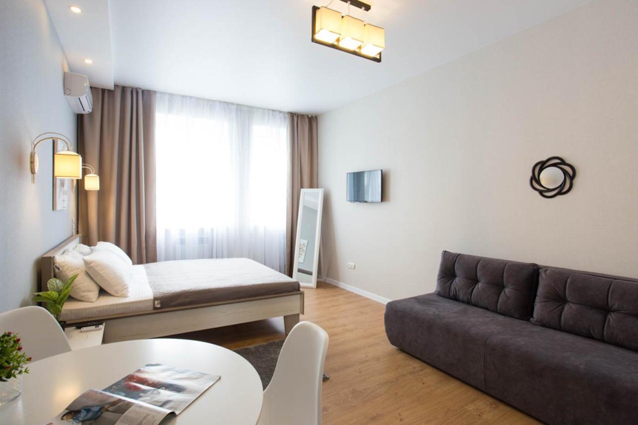 Lux Studio Near Metro Yaroslava Mudroho, Universytet - Chernyshevska Str 95-4 Charkiw Exterior foto