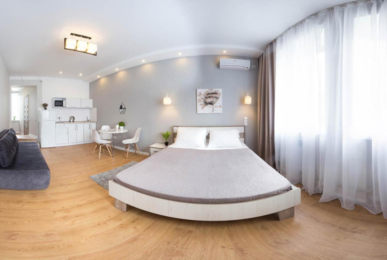 Lux Studio Near Metro Yaroslava Mudroho, Universytet - Chernyshevska Str 95-4 Charkiw Exterior foto