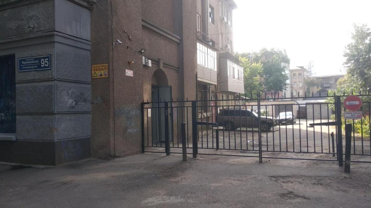 Lux Studio Near Metro Yaroslava Mudroho, Universytet - Chernyshevska Str 95-4 Charkiw Exterior foto